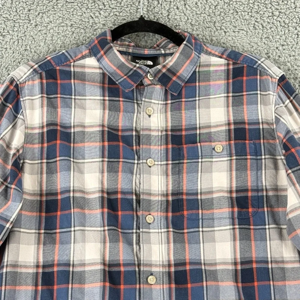 The North‎ Face Button-Up Shirt Mens Medium Blue Plaid Long Sleeve Cotton Casual